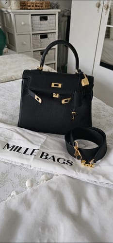 Customer photo review of Margot