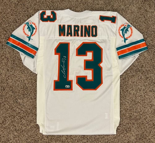 Customer photo review of Dan Marino Autograph Signing