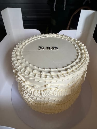 Customer photo review of Custom Cakes