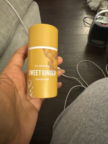 Customer photo review of Sweet Ginger Vapor Rub