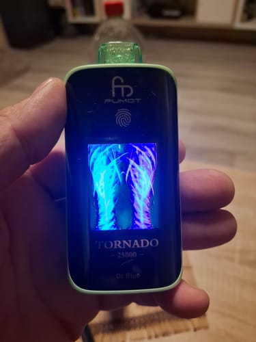 Customer photo review of Fumot Tornado Vape 25000 - Dr. Blue