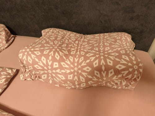 Customer photo review of Ergonomisches Nackenkissen