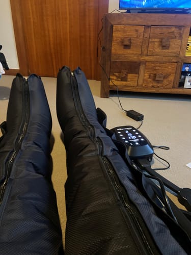 Customer photo review of RECHARGEABLE 6 Chamber Compression Boots 3.0