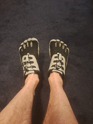 Customer photo review of V-Run Retro Mens Black Grey