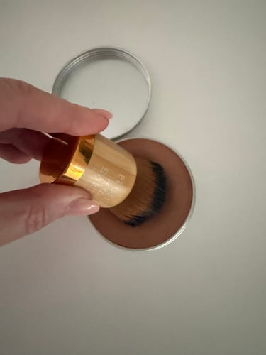 Terri T. review of FREE KABUKI BRUSH image 1 out of 4