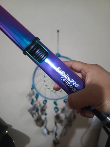 Tania Maritza A. review of Plancha De Cabello Babyliss Optima 3000 1-1/4" Doble Voltaje Tornasol image 4 out of 4