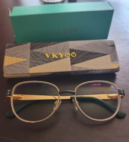 Customer photo review of Vicky Women's Full Rim Oval Square Alloy Reading Glasses 513173