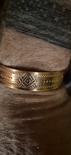 Customer photo review of Mens Masonic Bangle Pure Copper Bracelet - Magnetic