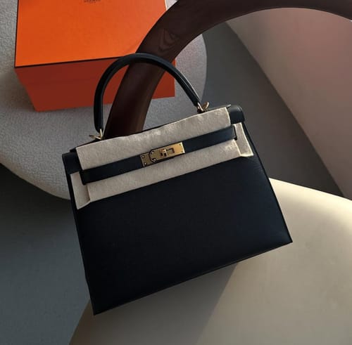 Customer photo review of Hermès Kelly Sellier 28 Black Epsom Gold Hardware