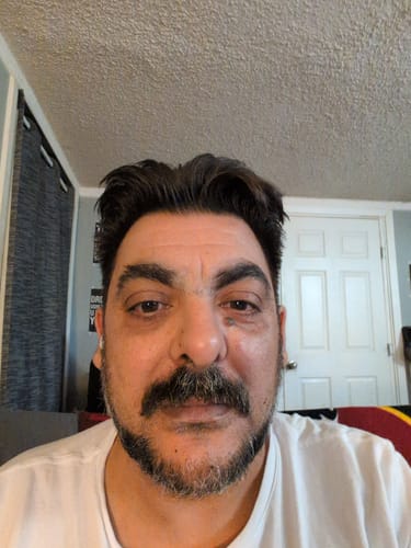 Customer selfie submitted with a review for Meraki Blu USP Grade Methylene Blue.