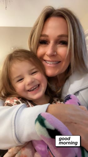 Customer photo review of Root Texturizing Powder + Flex Hold Hairspray Bundle