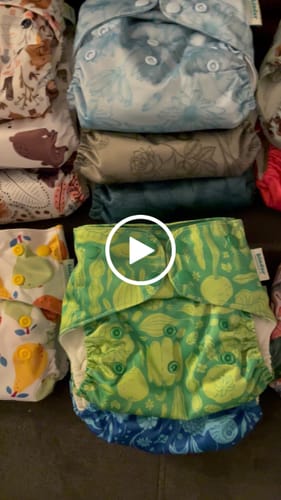 Customer video review of Last Chance Pocket Cloth Diaper with Athletic Wicking Jersey