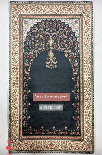 Customer photo review of Janamaz Prayer Mat - Diwan e khas