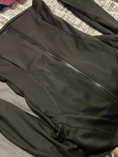 Customer photo review of Quin Fitness Jacket
