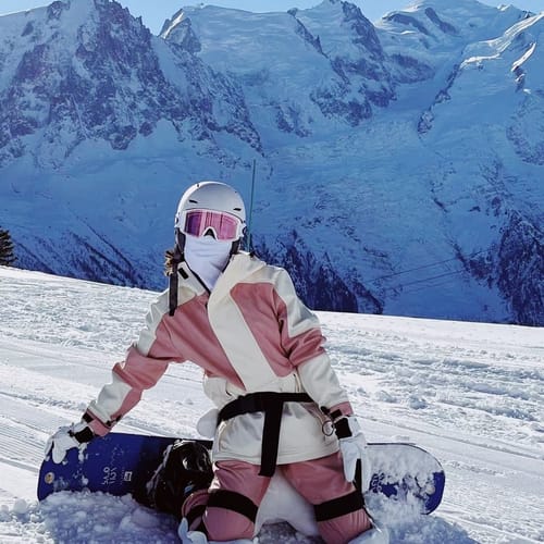 Customer photo review of High Collar Insulated Ski Jacket & Jogger Pants