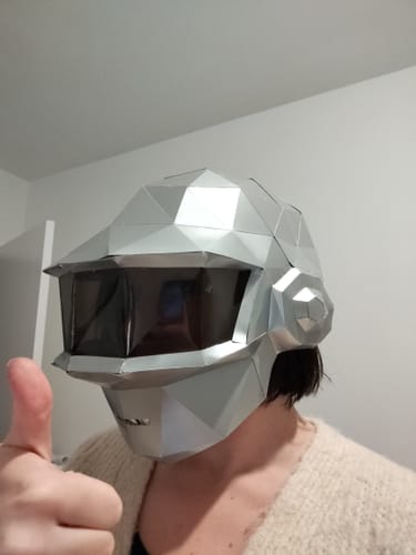 Customer photo review of Patrons Casque Daft Punk argent