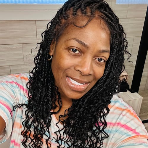 Customer photo review of Glueless 16"-24" Pre Cut HD Full Elastic Lace Lightweight Ready-To-Go Boho Box Braided Wig with Human Hair Boho Curls