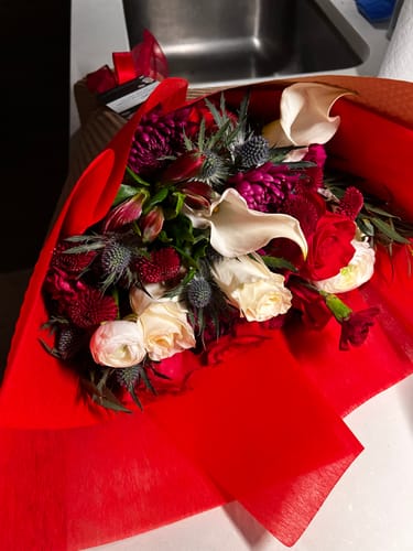 Customer photo review of The Rubin bouquet large