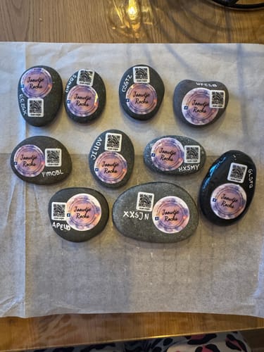 Customer photo review of QR Codes voor de Happy Stone App