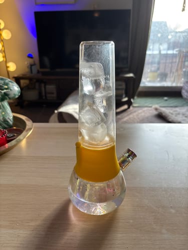 Customer photo review of Bubbler Base Iridescent