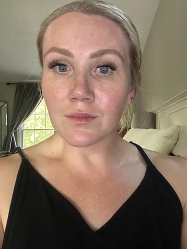 Customer photo review of LuxeGala Self-adhesive Cluster Lashes