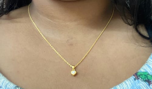 Customer photo review of Golden Imagine Hearts Pendant With Link Chain