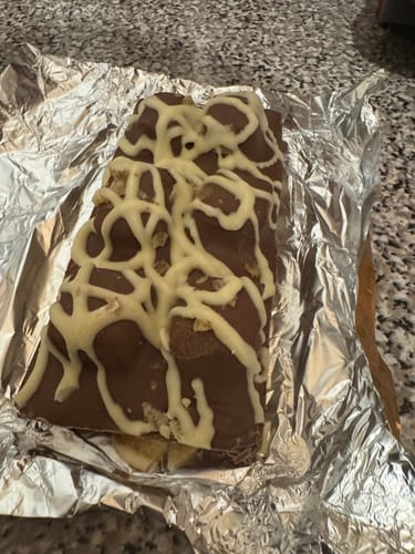 Customer photo review of BWOWNIES Collaboration Chocolate Bar - salted caramel, fudgy brownie and salty crisps