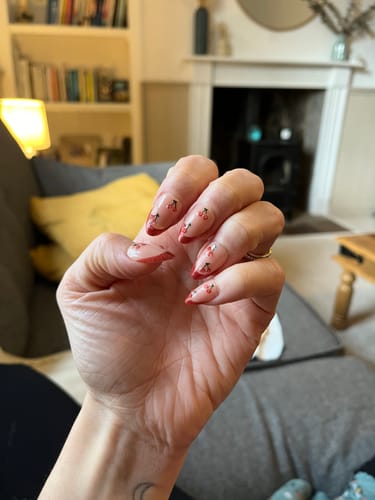 Customer photo review of Cherry On Top - Press On Nails