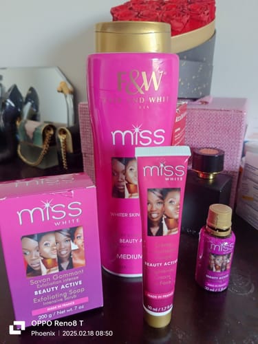 Customer photo review of Fair & White Miss White Beauty Active Exfoliating Soap 200gr / 7 Oz