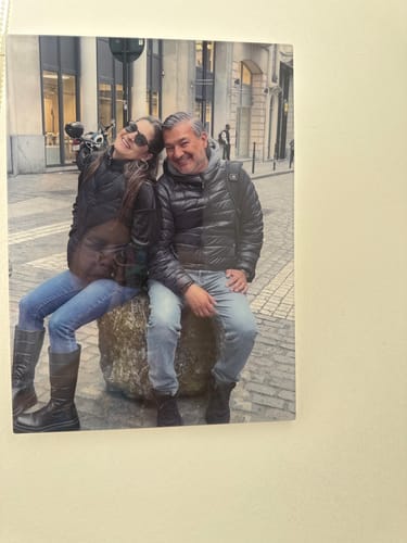 Customer photo review of Cuadro Acrílico Personalizable (Vertical)