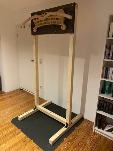 undefined review of Kraxlboard Rock & Snake: Das perfekte Set für Finger-, Sloper- und Klimmzugtraining image 1 out of 2