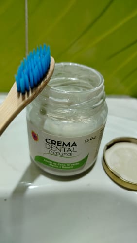 Customer photo review of Crema dental blanqueadora sin flúor