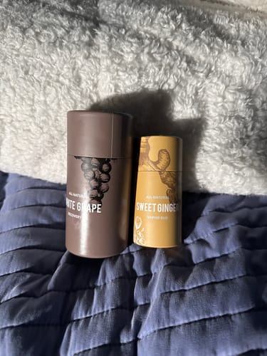 Customer photo review of Sweet Ginger Vapor Rub