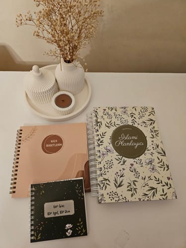 Customer photo review of İbadet Rehberi İslami Planlayıcı Çiçek Desenli Kapak