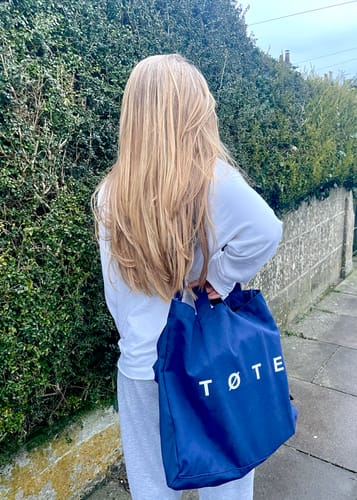 Customer photo review of Navy Blue TØTE Bag