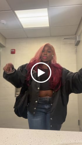 Customer video review of Bobbi Boss Premium Synthetic 13x4 HD Glueless Deep Lace Wig - MLF252 REGAN
