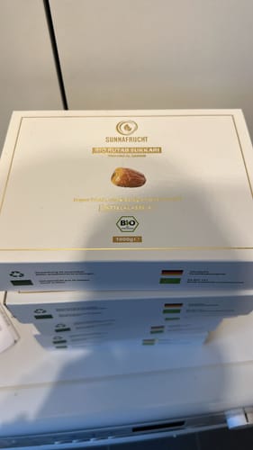 Customer photo review of Bio Rutab Sukkari Datteln von Sunnafrucht® | 1kg | Premium Qualität | Super Frisch & Saftig | Angebaut in Al Qassim, Saudi-Arabien | Perfekt für Snacks & Desserts | Super Fresh