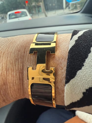 Customer photo review of H BRACELET 18MM GOLD
