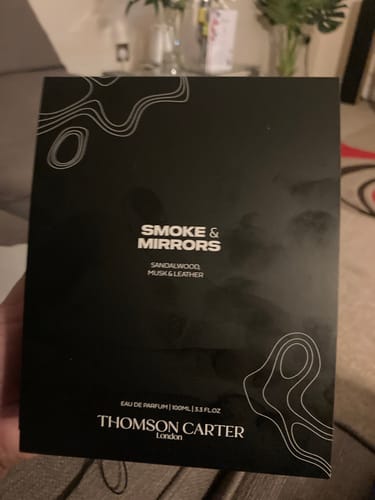 Customer photo review of Rouge Avenue | Eau de Parfum