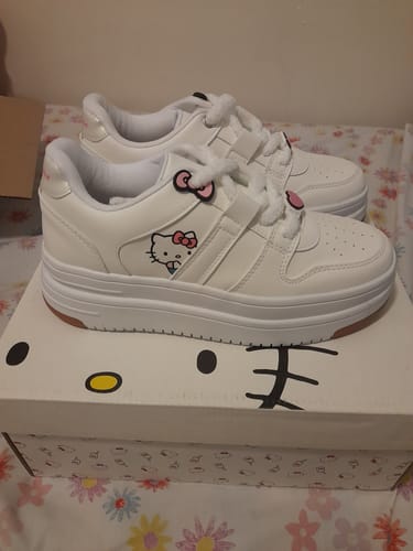 Customer photo review of HK Pink Bow Sneaker