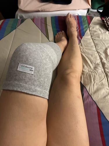 Customer photo review of Premium Bamboo Knee Sleeve (Single)
