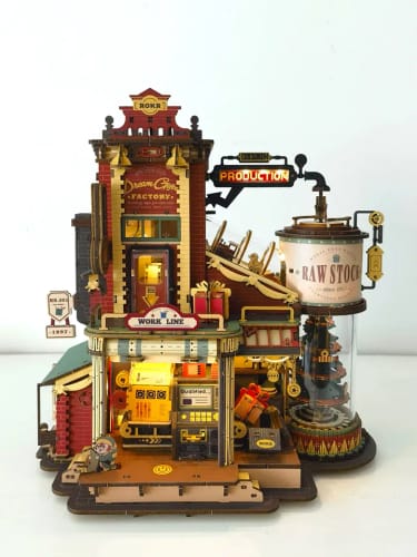 Customer photo review of Christmas Dream Gift Factory Wooden Music Box