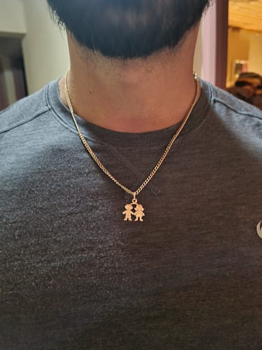 Reseña con foto de un cliente sobre Cadena Miami Cuban Oro 3mm