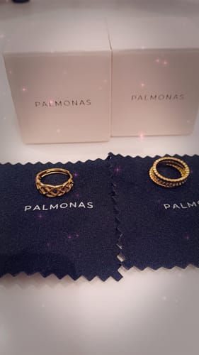 Customer photo review of Three Piece Honeycomb Ring