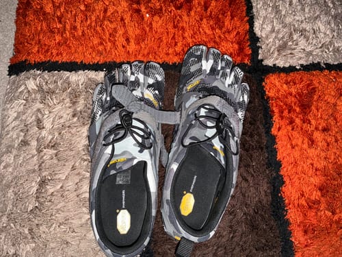 Customer photo review of V-Train 2.0 Mens Grey Camo