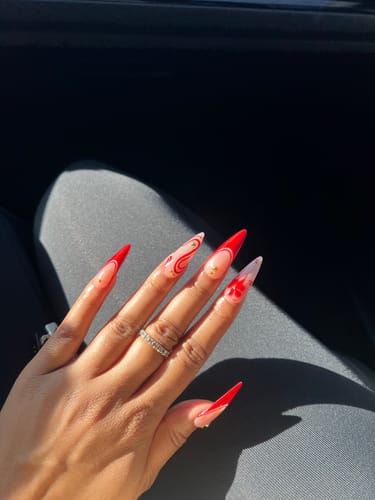 Customer photo review of Custom Nails