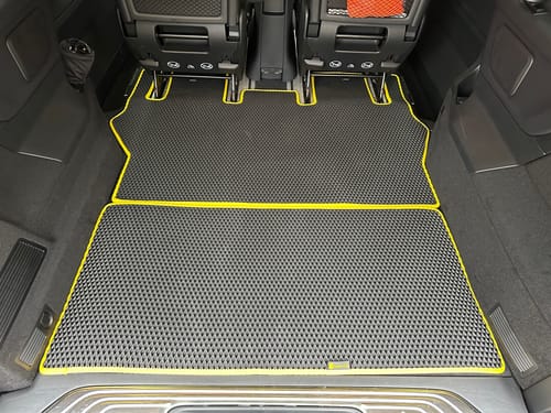 Tanja F. review of Fußmatten für Van - Vorne image 1 out of 1