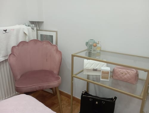 Customer photo review of Χρυσό Μοντέρνο Γυάλινο Τραπέζι Κονσόλα Εισόδου Σαλονιού Μεταλλικό LG-T022A61