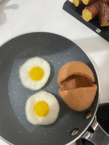 Customer photo review of Felt Egg (2 Pieces)