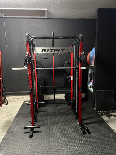 Customer photo review of RitFit M1 Multi-Functional Smith Machine 2.0 with Cable Crossover System and Squat Rack for Home Gym